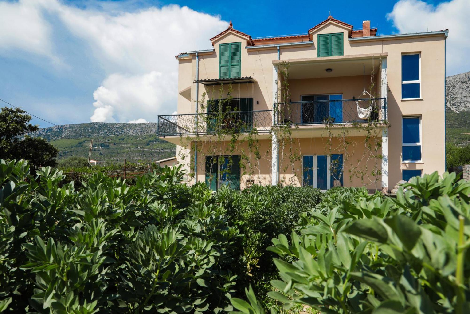 4-Star Apartments Bianco Kaštela Exterior foto